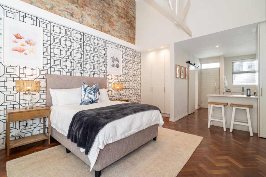 0 Bedroom Property for Sale in Sea Point Western Cape